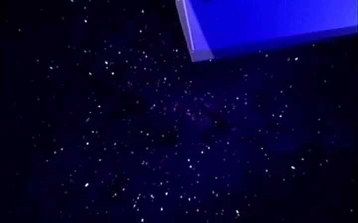 癫马女郎之一夜情HongKongShowGirl1996LDDVDripx264AC3Romantic new