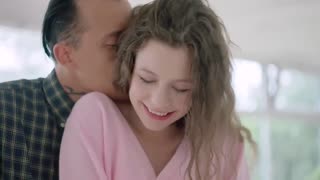 金发美女！