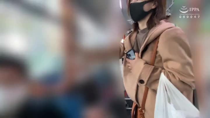 巨乳妹妹胸前全开恶作剧挑衅天上美A new